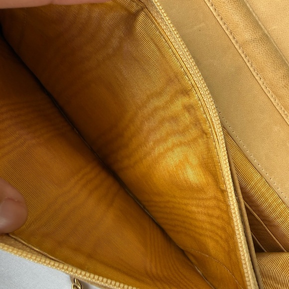 CHANEL Caviar Honey Leather WOC - Picture 11 of 13